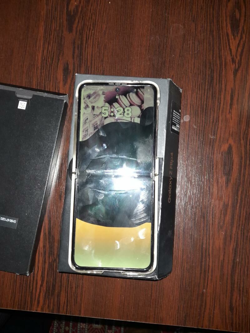 Telefon Телефон Galaxy Z Flip4 - Aşgabat - img 9