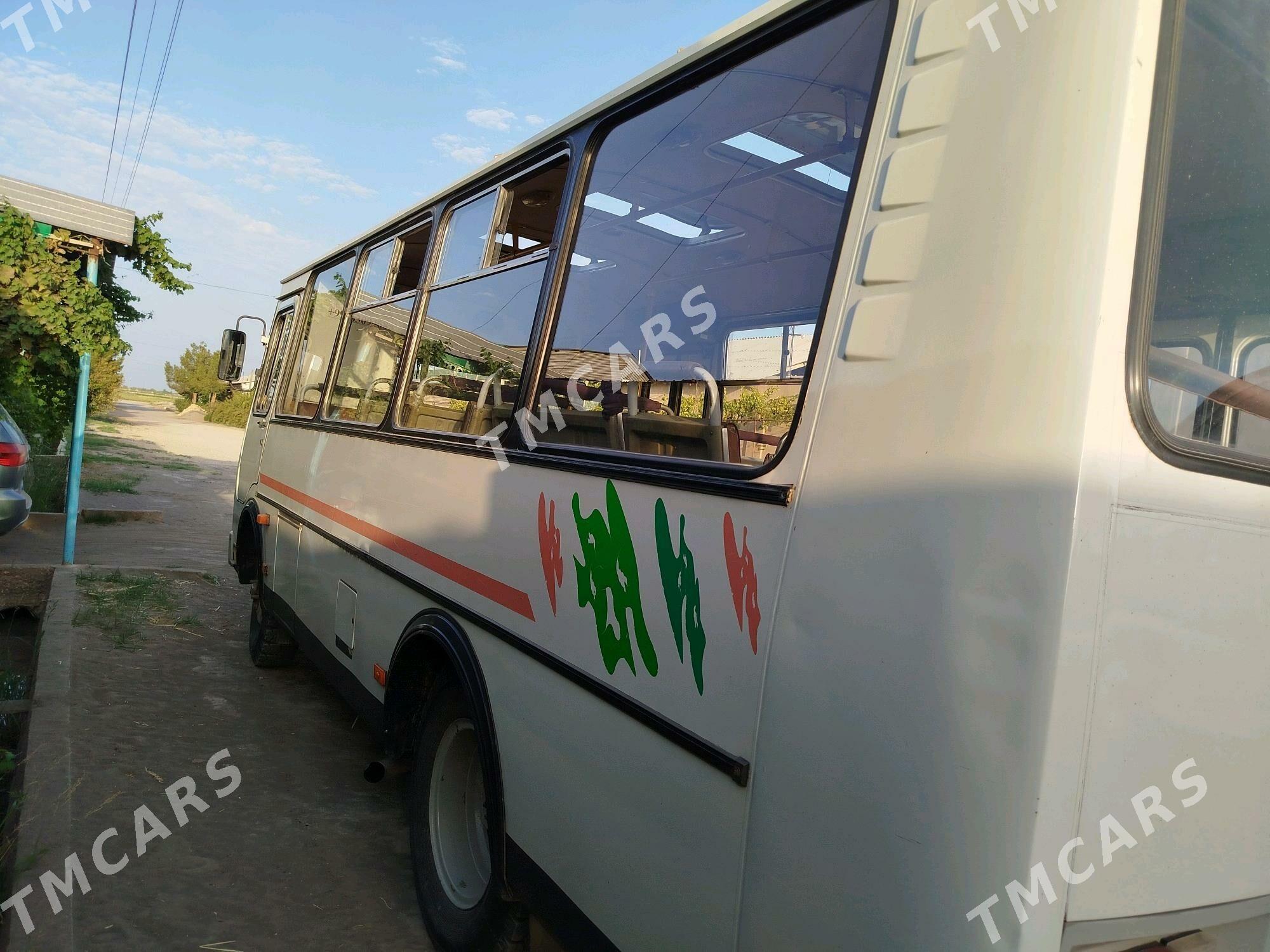 ПАЗ 32053 2011 - 200 000 TMT - Farap - img 2