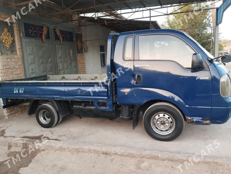 Kia Bongo 2004 - 120 000 TMT - Gurbansoltan Eje - img 5