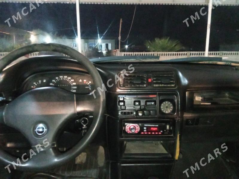 Opel Vectra 1991 - 22 000 TMT - Мургап - img 2