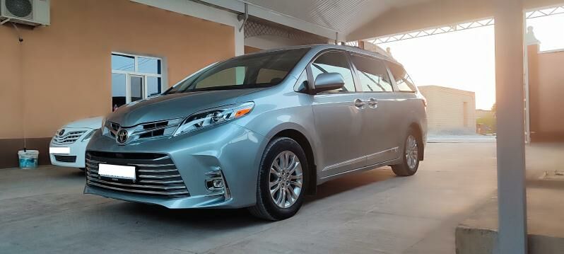 Toyota Sienna 2016 - 390 000 TMT - Анев - img 8