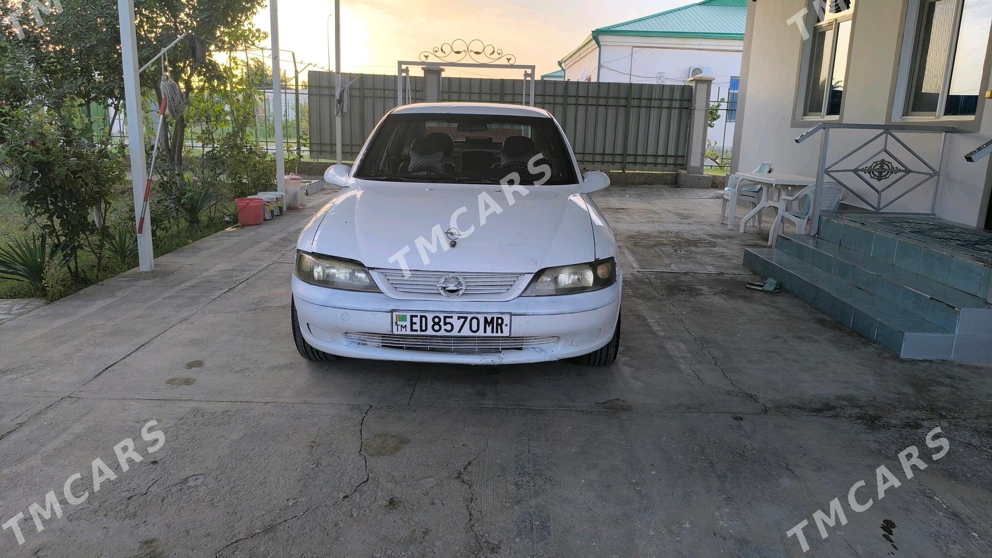 Opel Vectra 1998 - 34 000 TMT - Мары - img 8
