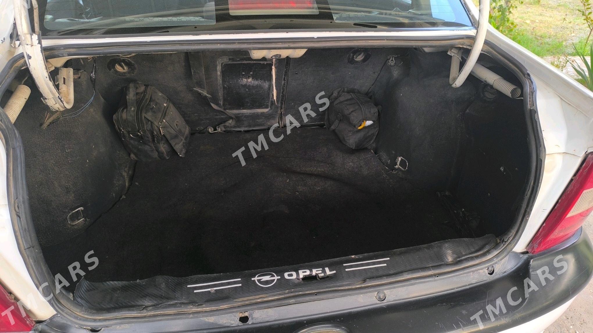 Opel Vectra 1998 - 34 000 TMT - Мары - img 5