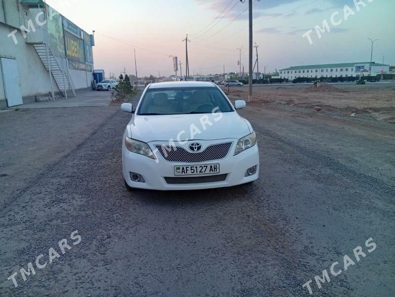 Toyota Camry 2010 - 132 000 TMT - Теджен - img 8