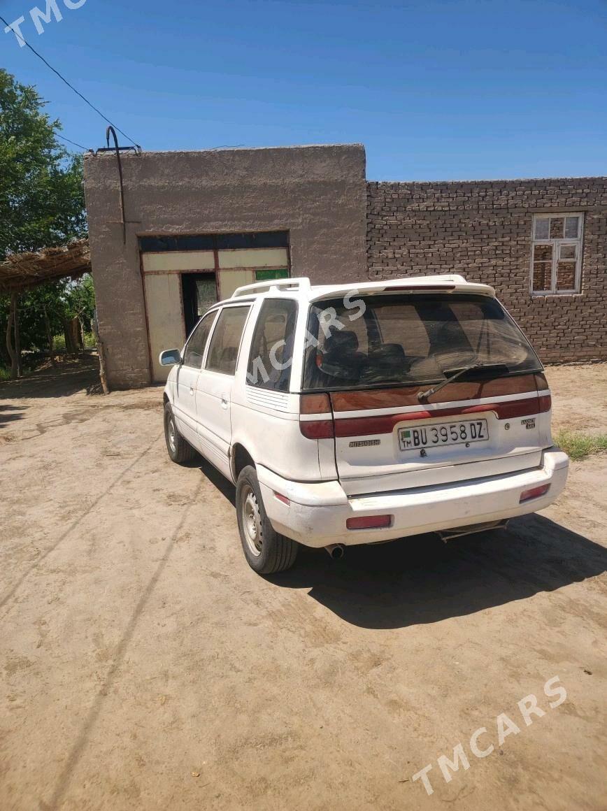 Mitsubishi Chariot 1993 - 17 000 TMT - Gurbansoltan Eje - img 2