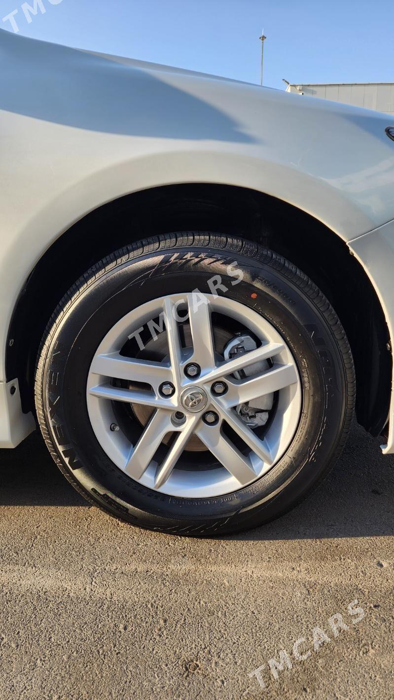 Toyota Camry 2012 - 225 000 TMT - Änew - img 4