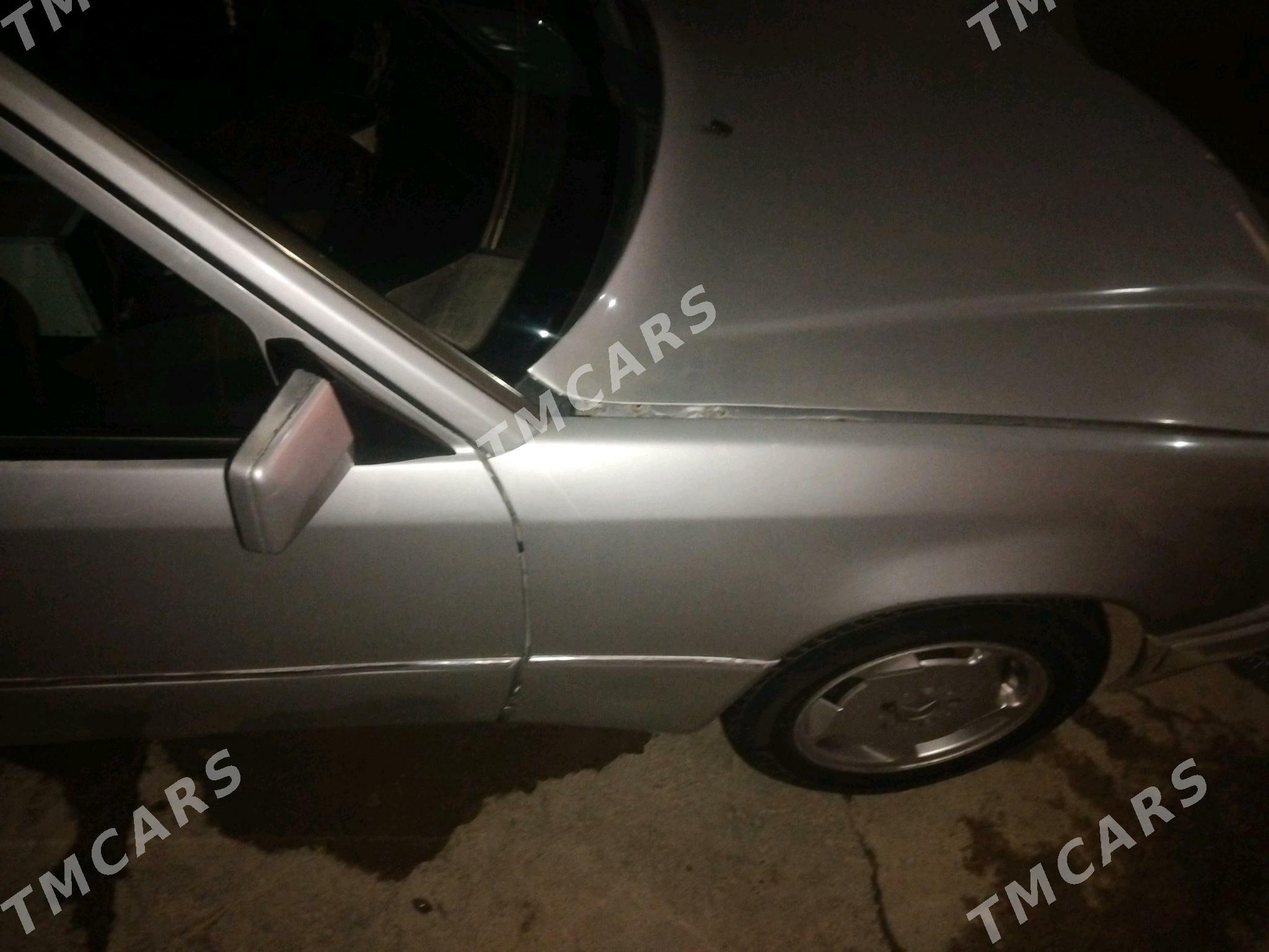 Mercedes-Benz C250 1990 - 22 000 TMT - Мары - img 2