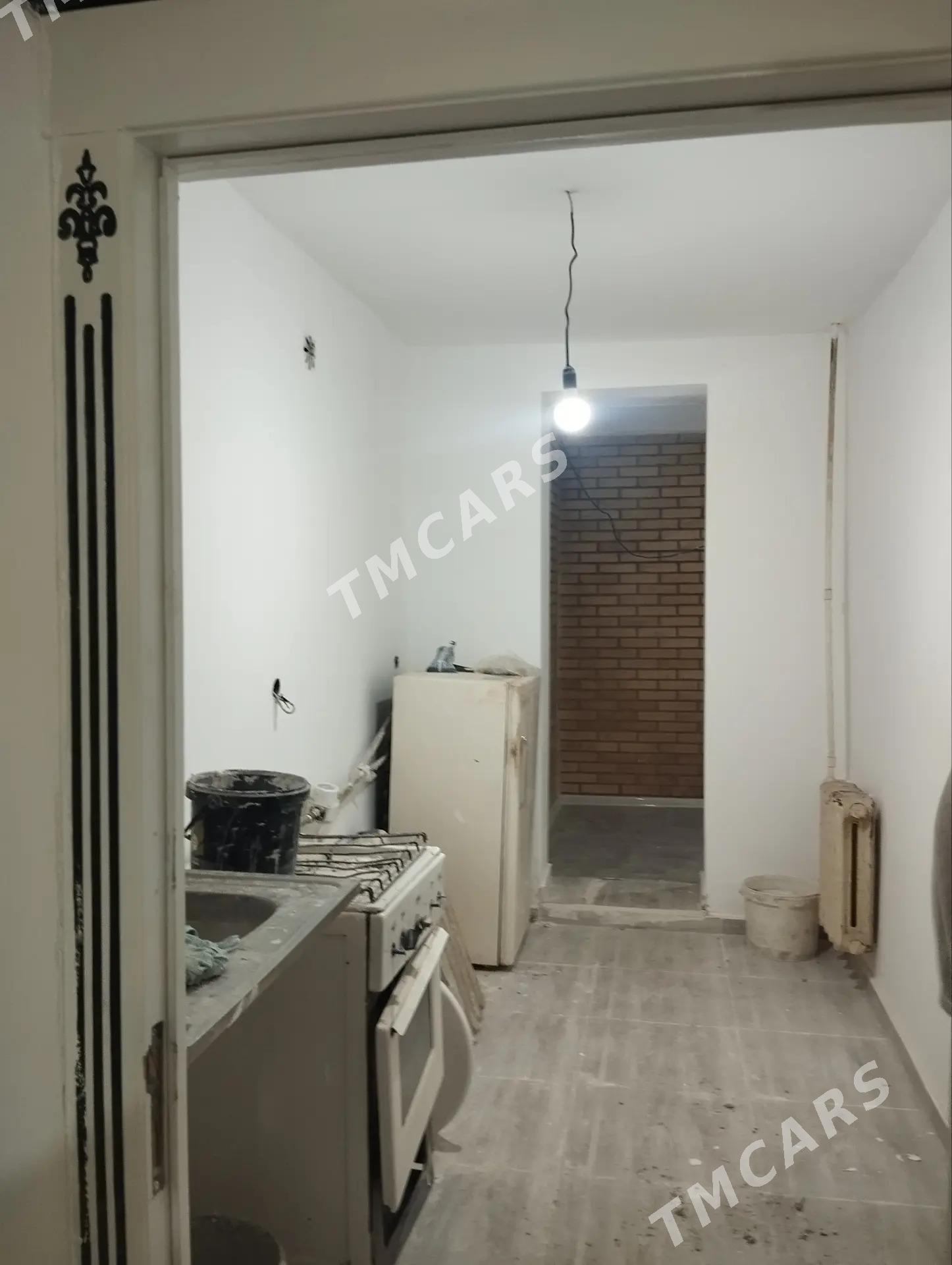 Продаю квартиру 1-й микрорайон - Туркменабат - img 4