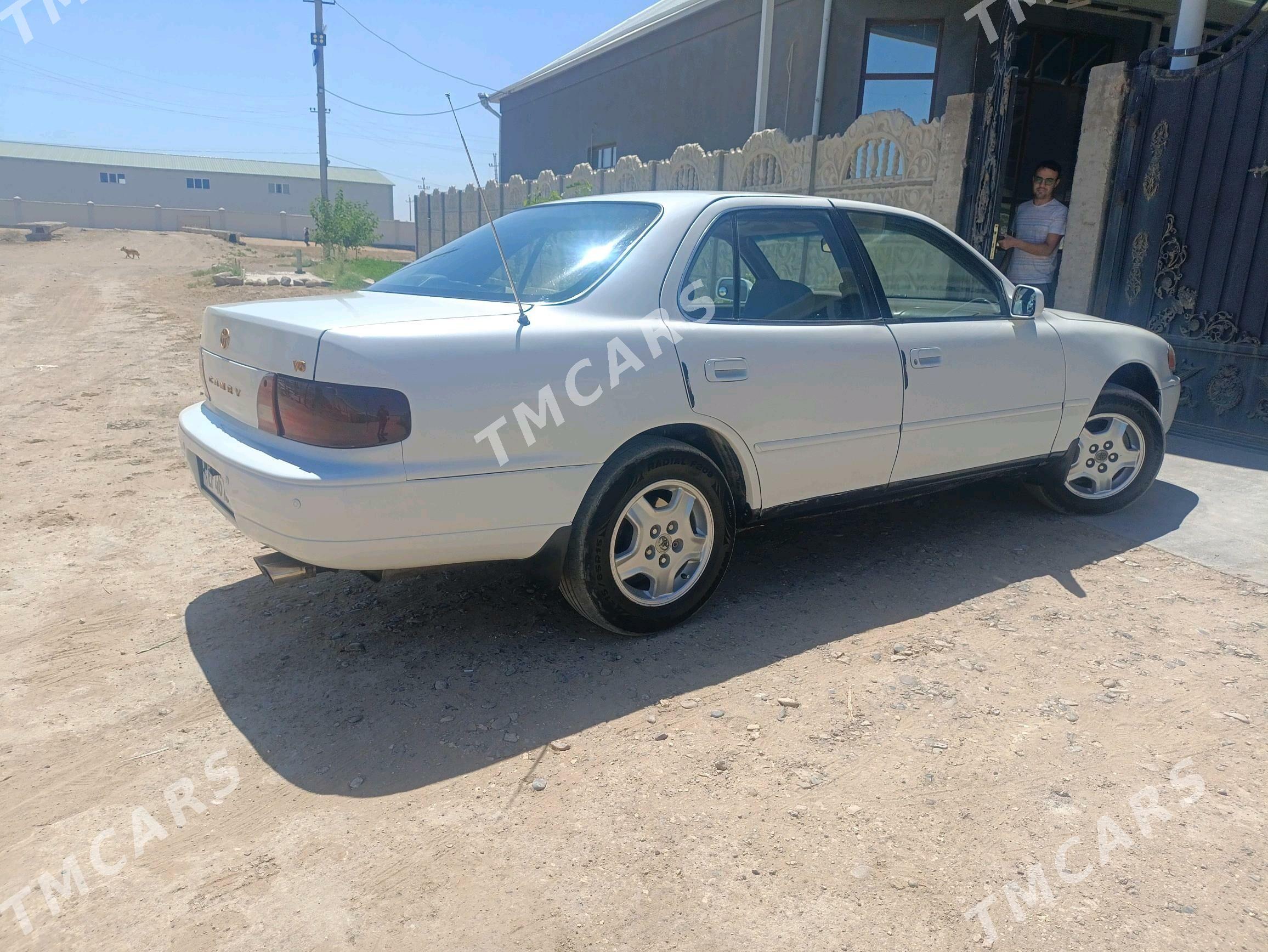 Toyota Camry 1995 - 90 000 TMT - Mary - img 5