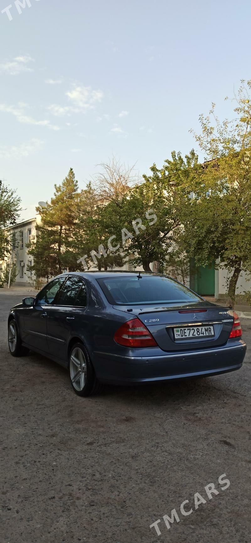 Mercedes-Benz E350 2007 - 165 000 TMT - Мары - img 4