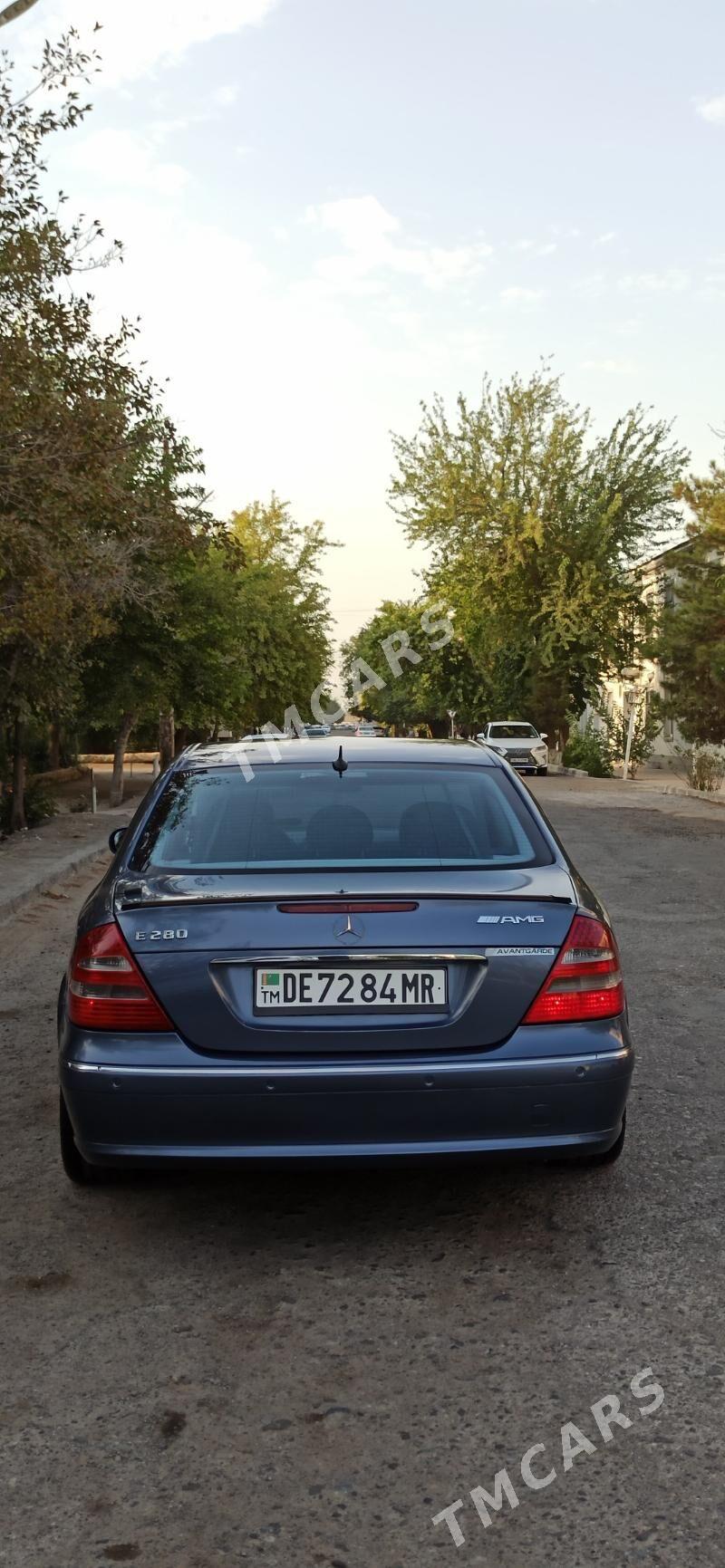 Mercedes-Benz E350 2007 - 165 000 TMT - Мары - img 5