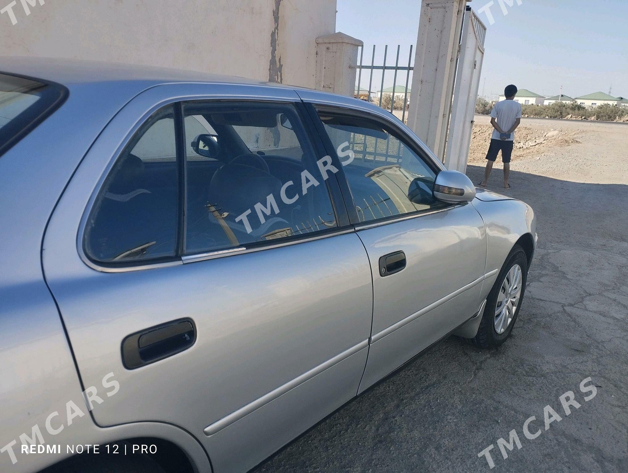 Toyota Camry 1994 - 85 000 TMT - Теджен - img 5