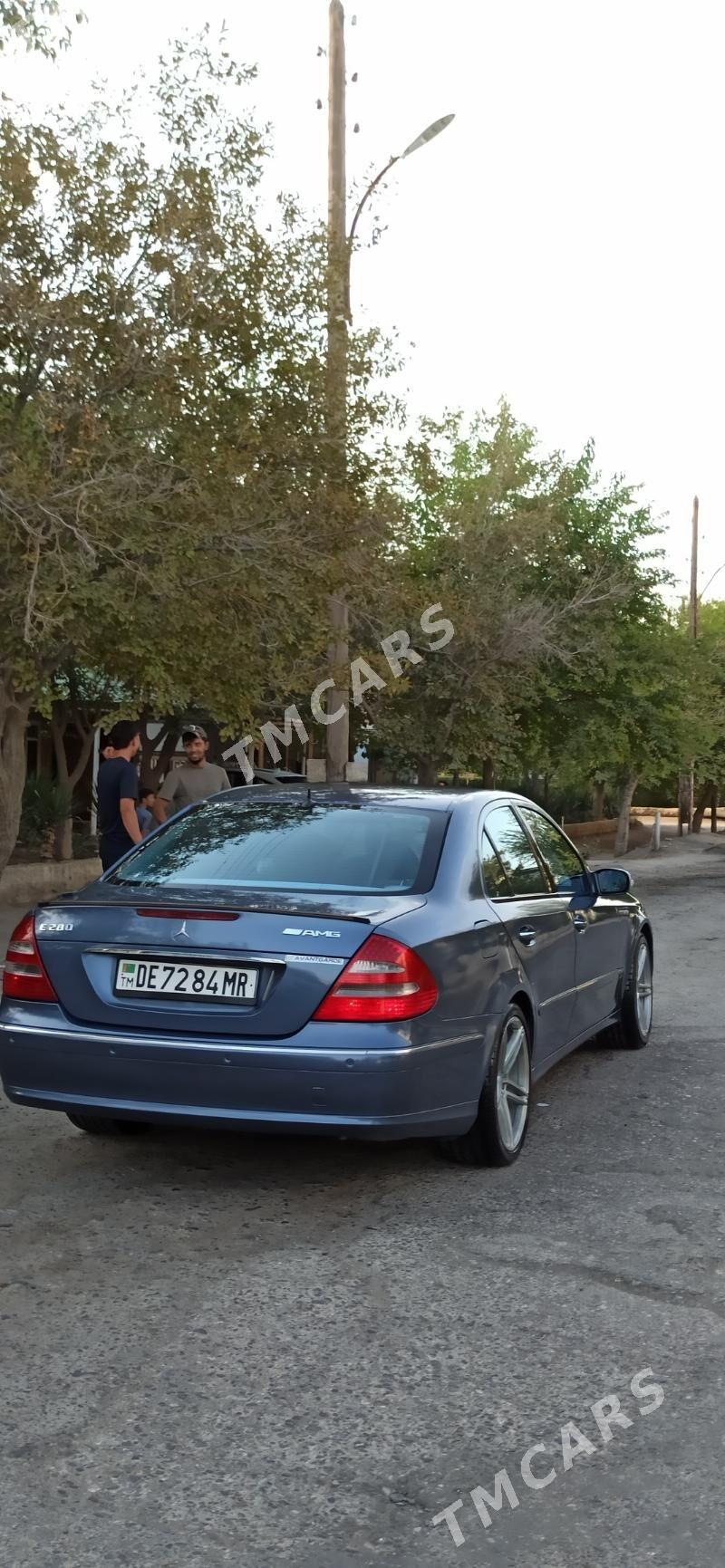 Mercedes-Benz E350 2007 - 165 000 TMT - Мары - img 6
