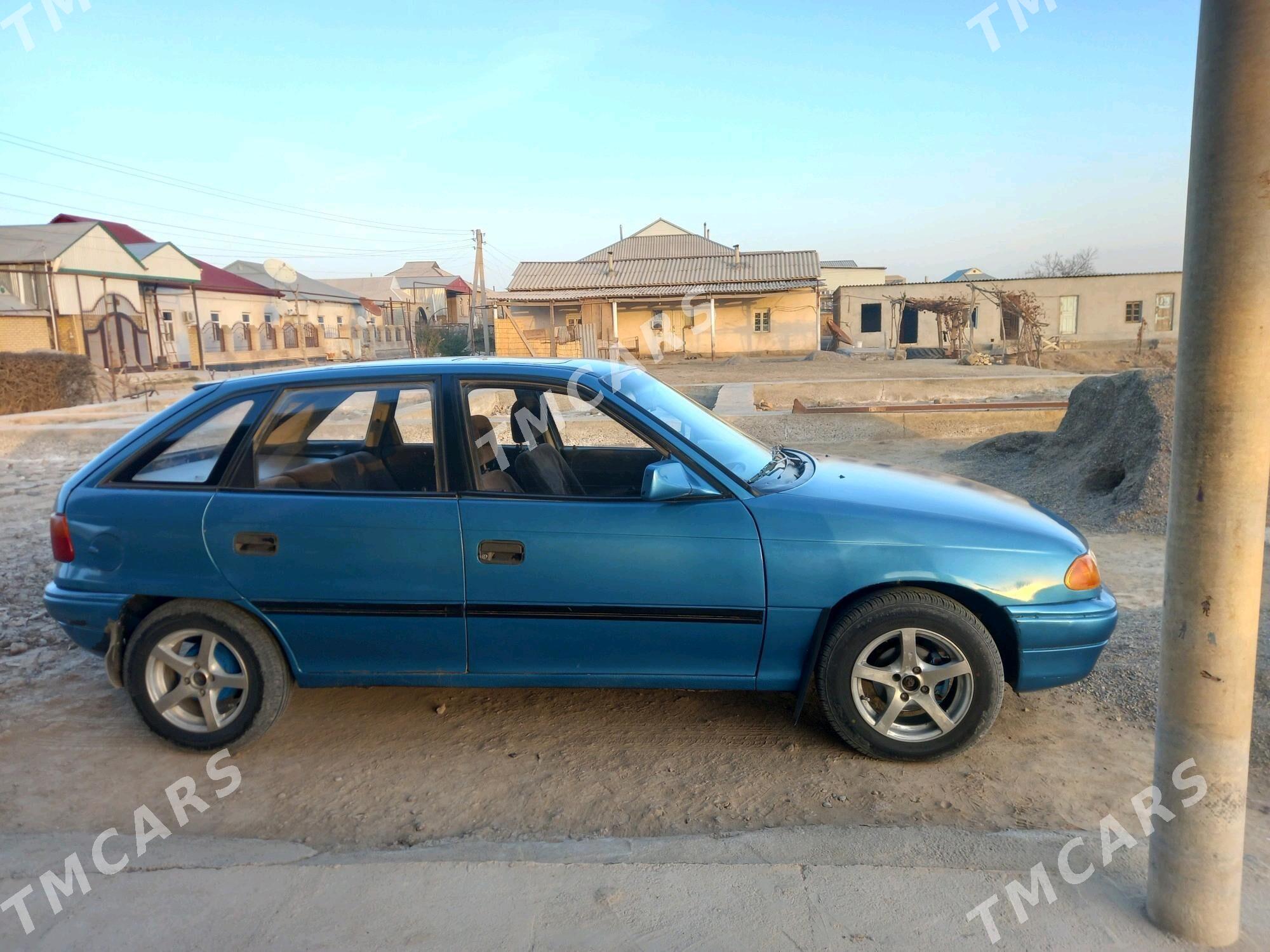 Opel Astra 1993 - 35 000 TMT - Векильбазар - img 4