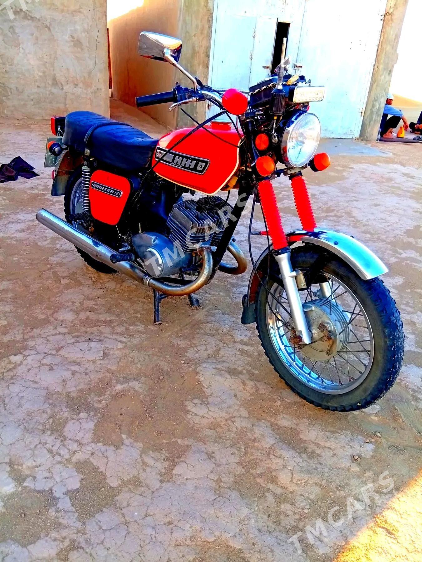 Iž Ýupiter 1988 - 23 000 TMT - Ак-Бугдайский этрап - img 3