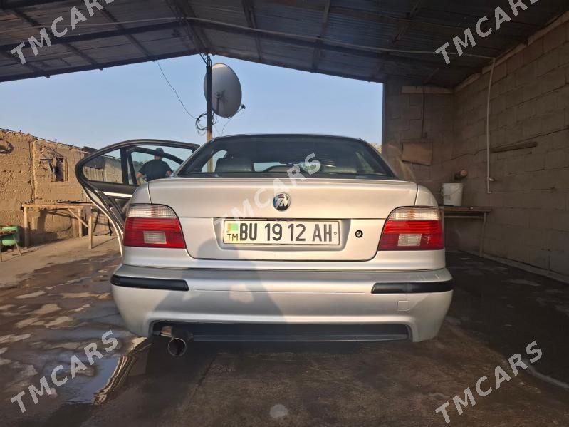 BMW E39 2001 - 120 000 TMT - Кака - img 4