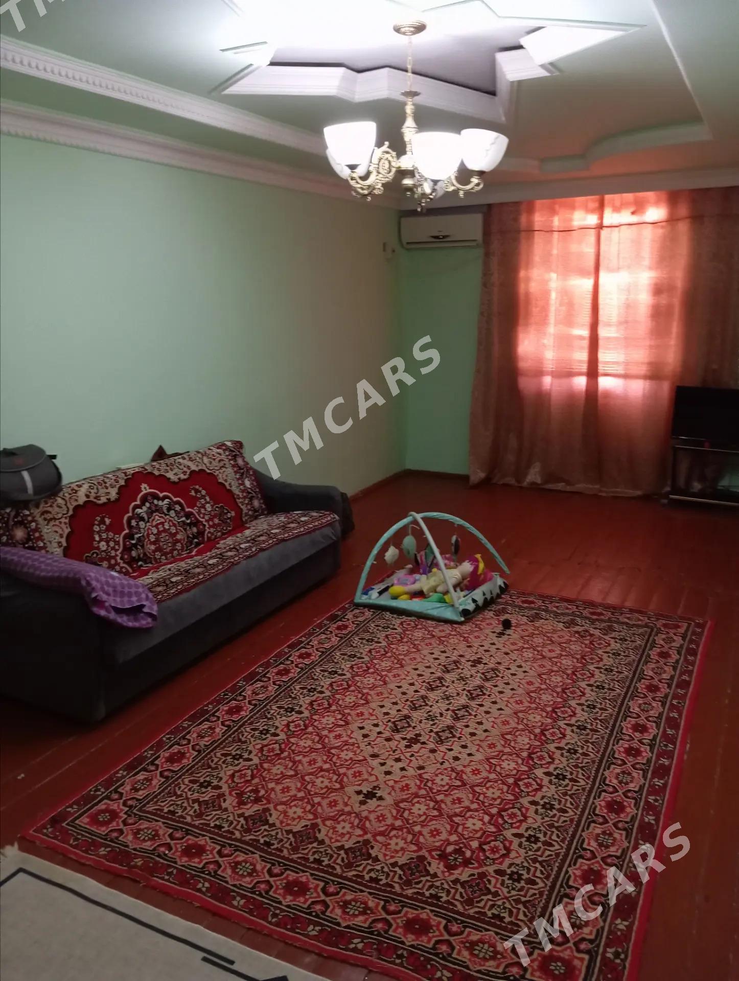 Продаётся квартира - Дянев - img 6