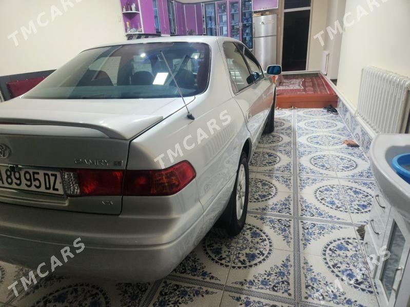 Toyota Camry 2000 - 170 000 TMT - Кёнеургенч - img 3