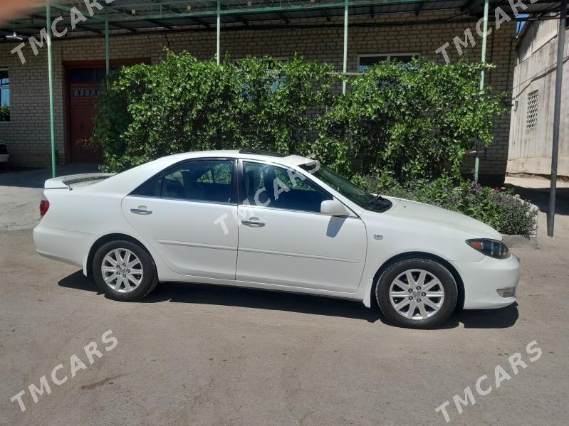 Toyota Camry 2004 - 190 000 TMT - Дашогуз - img 4