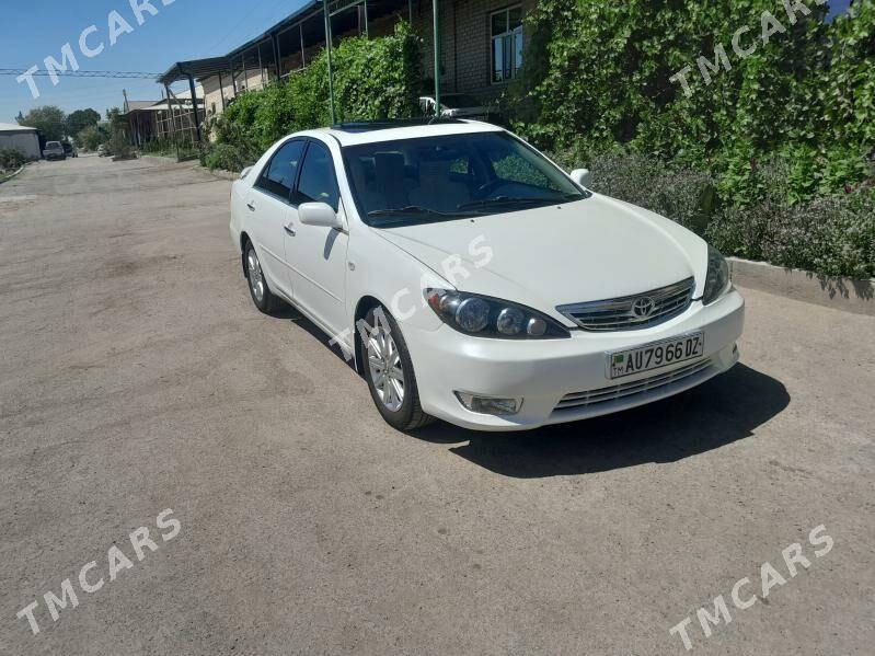 Toyota Camry 2004 - 190 000 TMT - Дашогуз - img 3