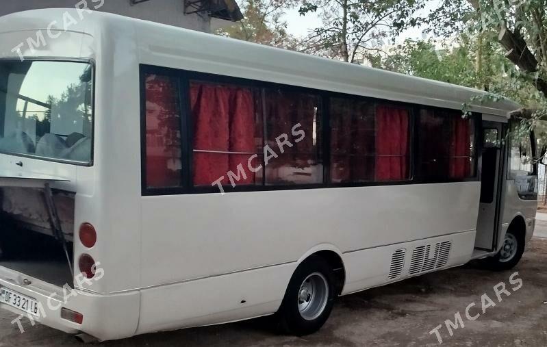 Mitsubishi Rosa 2004 - 240 000 TMT - Туркменабат - img 7
