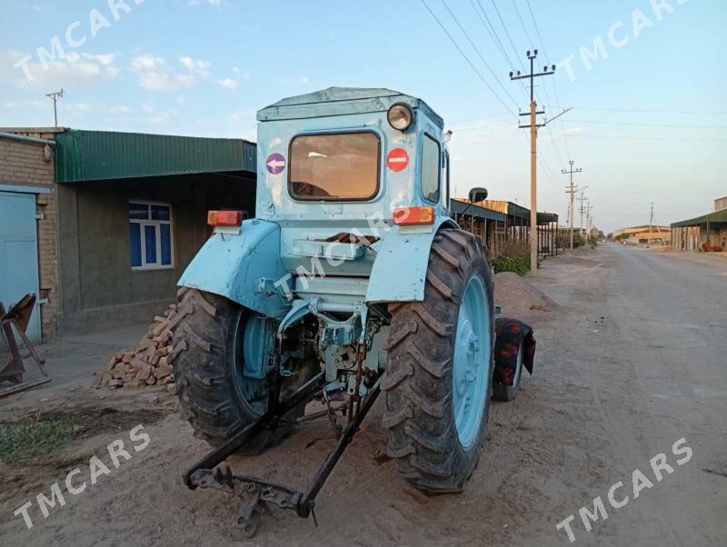MTZ T-28 1980 - 55 000 TMT - Çärjew - img 2