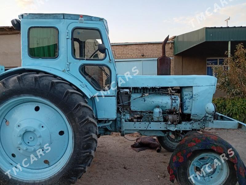 MTZ T-28 1980 - 55 000 TMT - Çärjew - img 4