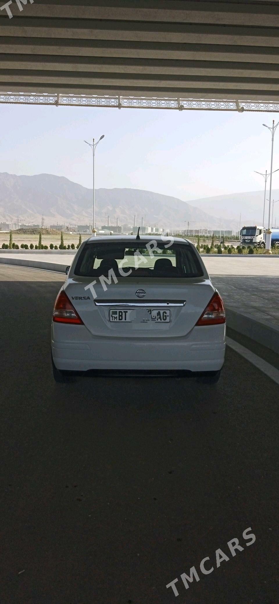 Nissan Versa 2010 - 128 000 TMT - Aşgabat - img 4