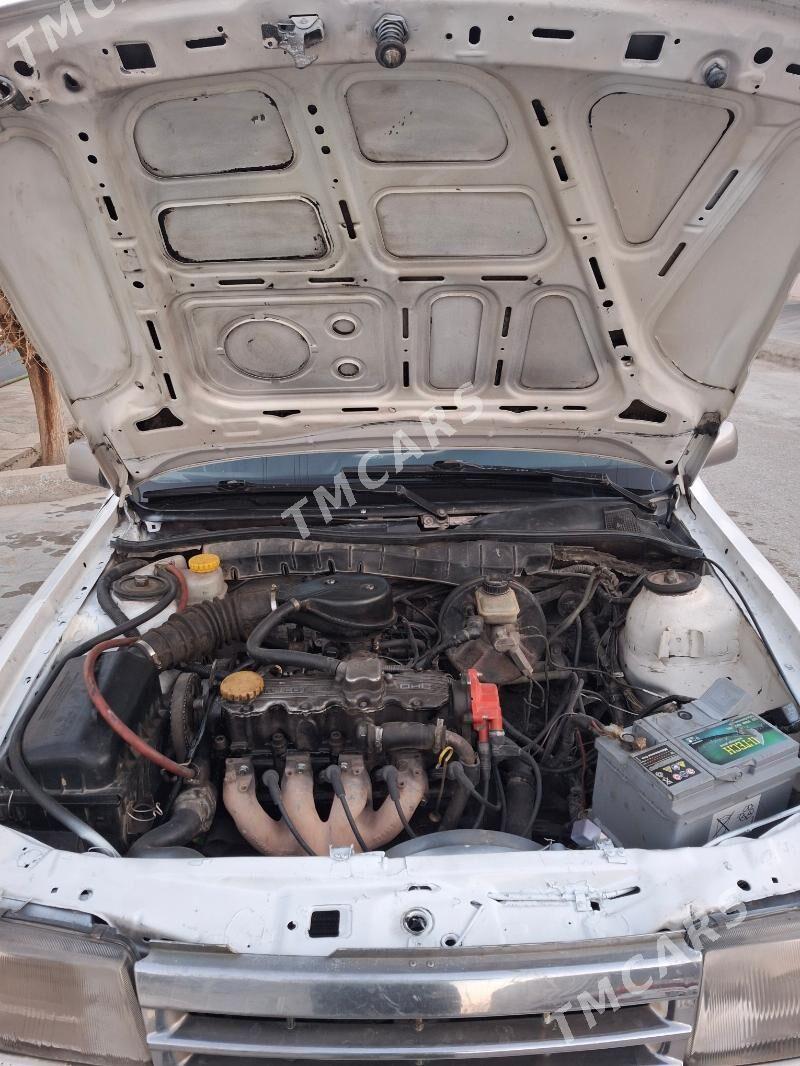 Opel Vectra 1992 - 33 000 TMT - Ýalkym - img 9