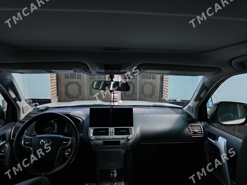 Toyota Land Cruiser Prado 2022 - 1 000 000 TMT - Кёнеургенч - img 7
