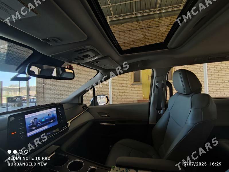 Toyota Sienna 2021 - 600 000 TMT - Мары - img 6