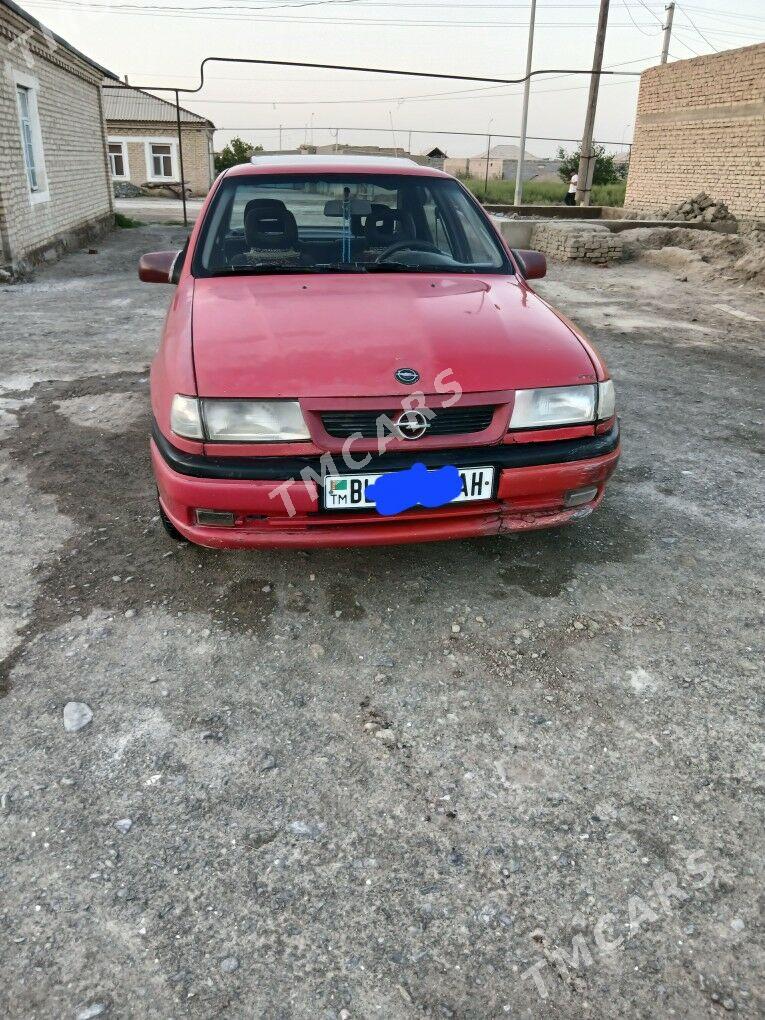 Opel Vectra 1992 - 30 000 TMT - Bäherden - img 4