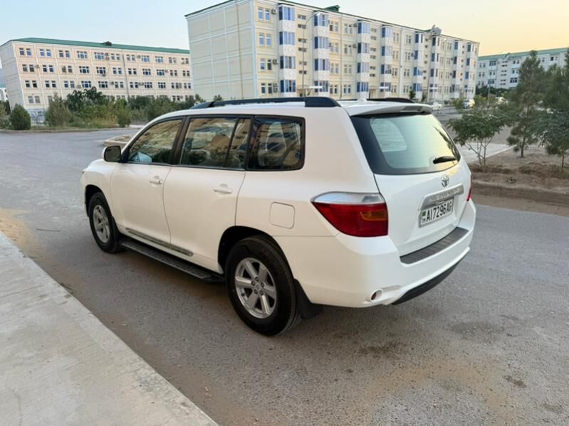 Toyota Highlander 2010 - 280 000 TMT - Aşgabat - img 2