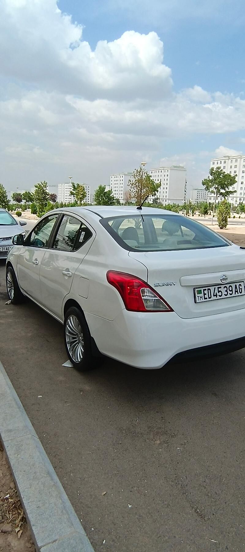 Nissan Sunny 2015 - 132 000 TMT - Aşgabat - img 2