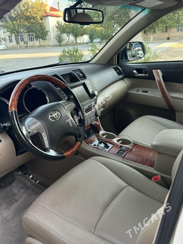 Toyota Highlander 2010 - 319 000 TMT - Aşgabat - img 9