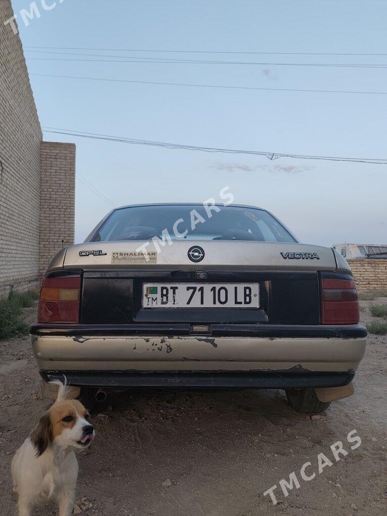 Opel Vectra 1991 - 26 000 TMT - Saýat - img 7