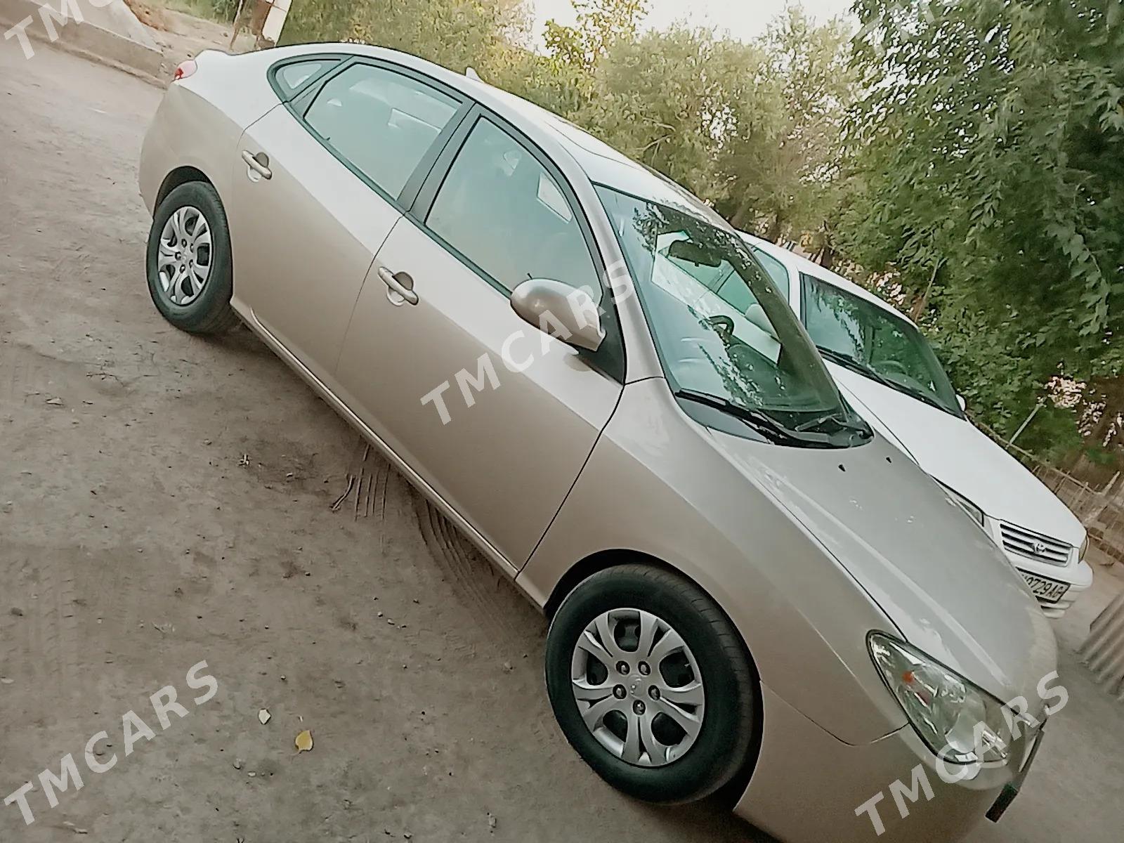 Hyundai Elantra 2010 - 150 000 TMT - Дашогуз - img 3