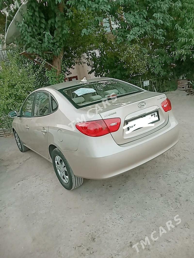 Hyundai Elantra 2010 - 150 000 TMT - Дашогуз - img 4