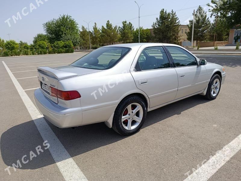 Toyota Camry 2001 - 130 000 TMT - Мары - img 8