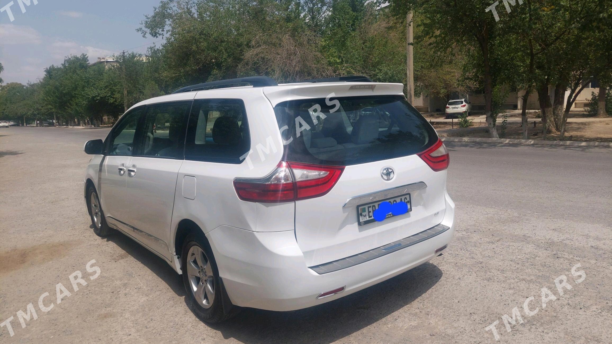 Toyota Sienna 2016 - 328 000 TMT - 30 mkr - img 4