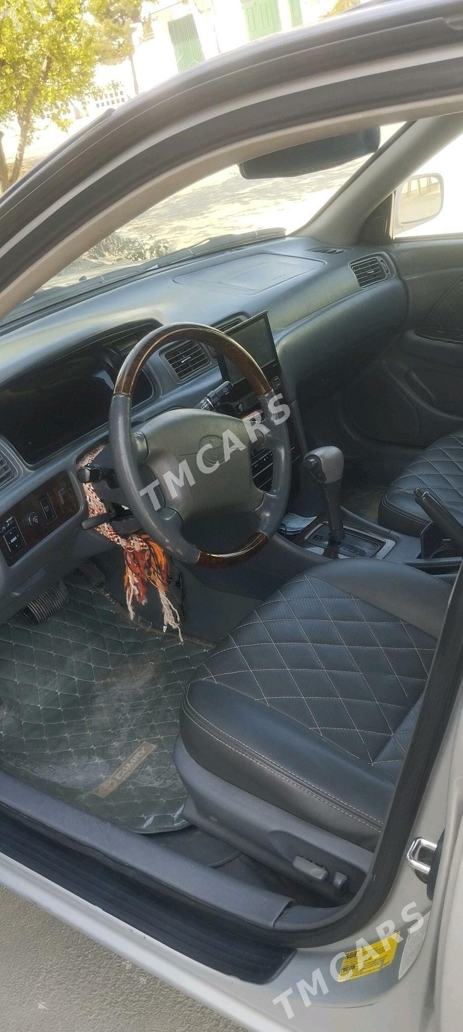 Toyota Camry 2000 - 155 000 TMT - Aşgabat - img 3