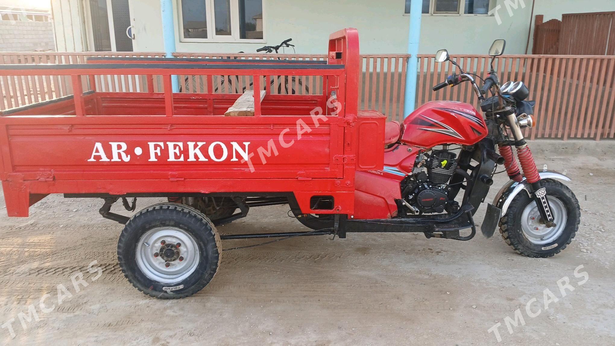 Fekon FK200-14G 2015 - 22 000 TMT - Эсенгулы - img 4