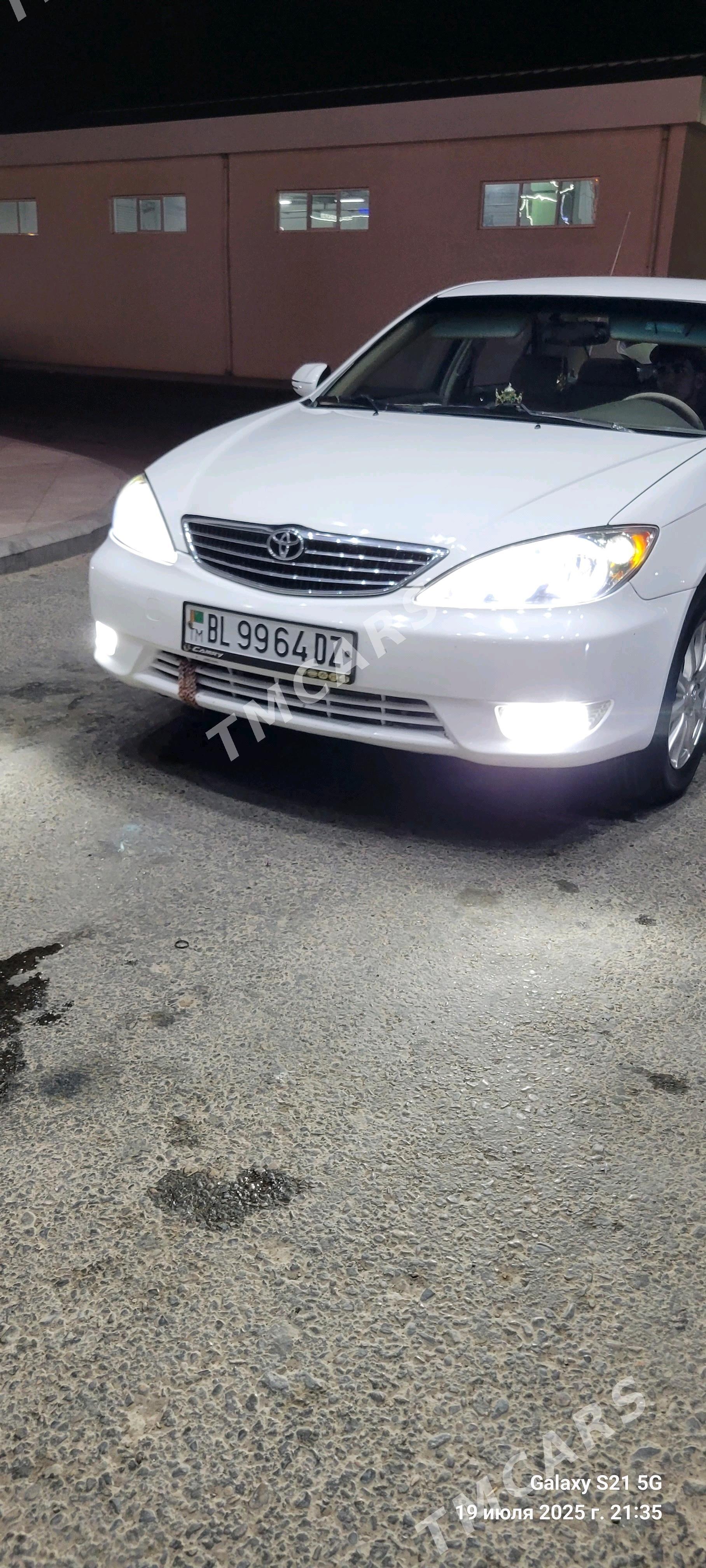 Toyota Camry 2004 - 145 000 TMT - Губадаг - img 3