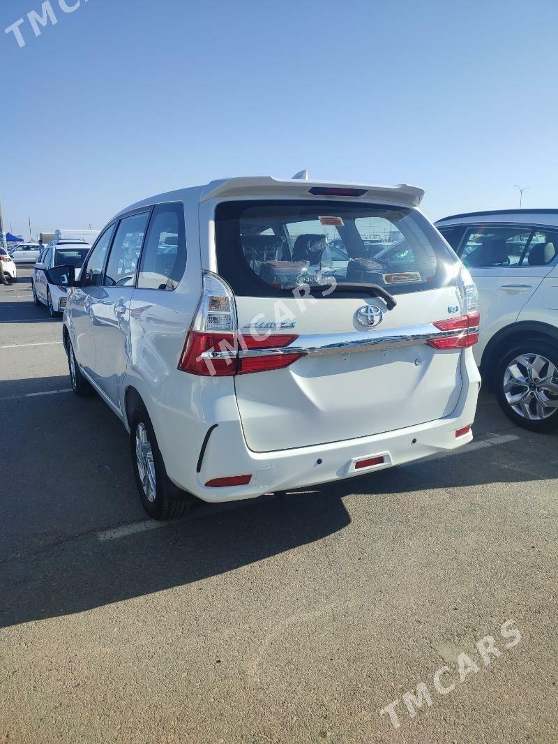 Toyota Innova 2019 - 216 000 TMT - "Altyn Asyr" Gündogar bazary (Jygyllyk) - img 8