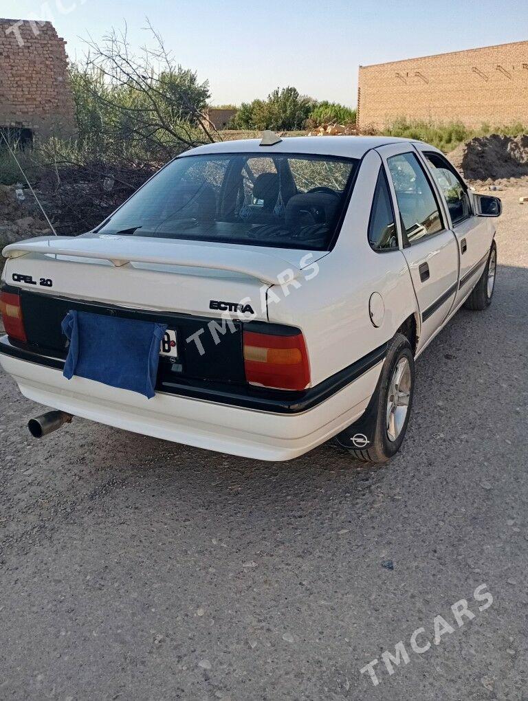 Opel Vectra 1990 - 22 000 TMT - Çärjew - img 4