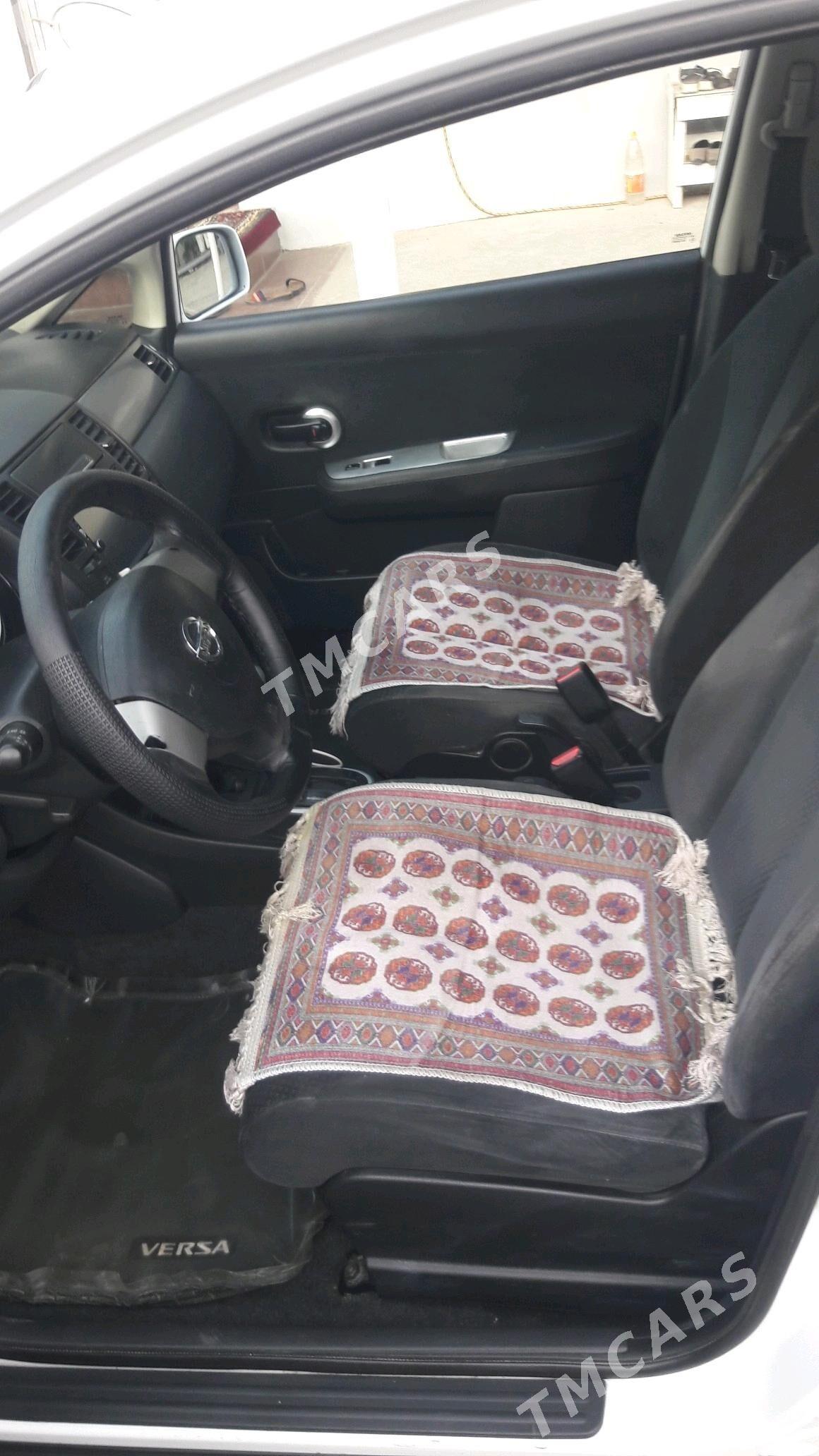 Nissan Versa 2010 - 125 000 TMT - Aşgabat - img 8