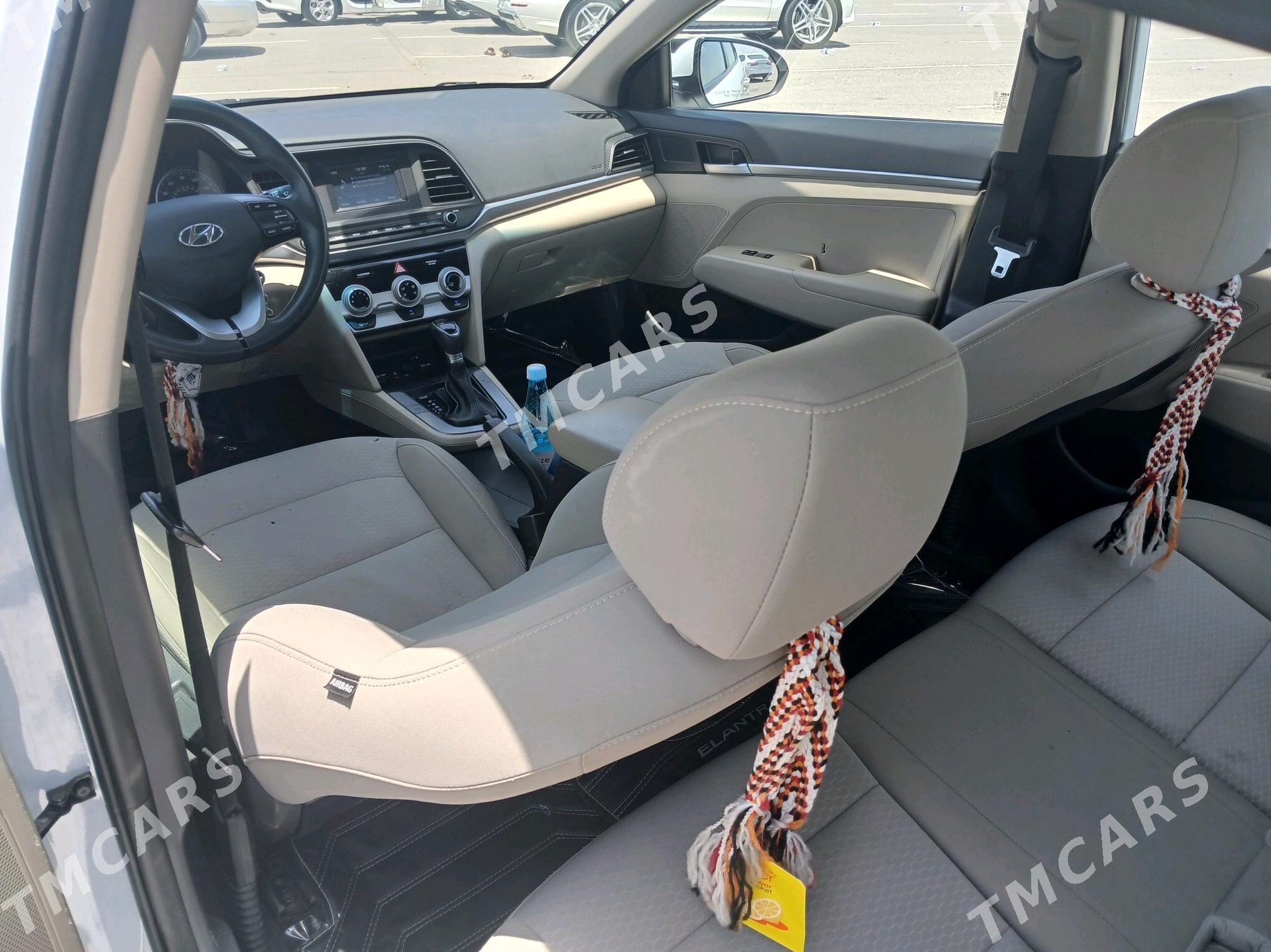 Hyundai Elantra 2019 - 215 000 TMT - Aşgabat - img 4