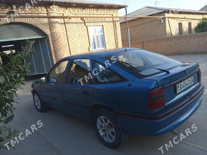 Opel Vectra 1993 - 26 000 TMT - Garabekewül - img 4