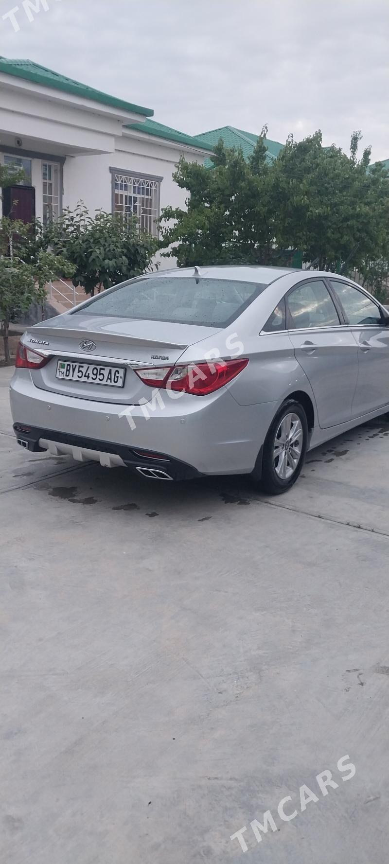 Hyundai Sonata 2010 - 145 000 TMT - Täze zaman - img 3