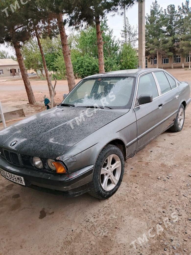 BMW 520 1989 - 30 000 TMT - Сакарчага - img 4